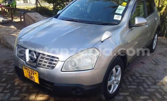 Buy New Nissan Dualis Silver Car in Dar es Salaam in Dar es Salaam