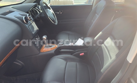 Nunua Ilio tumika Nissan Dualis Beige Gari ndani ya Arusha nchini Arusha