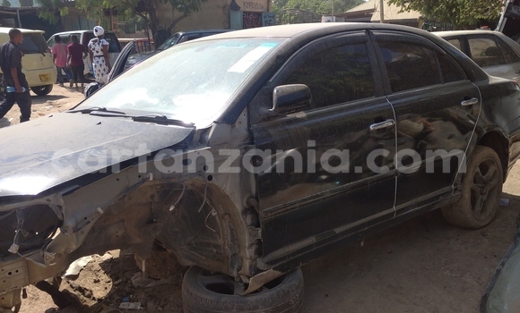 Nunua Ilio tumika Toyota Avensis Nyeusi Gari ndani ya Dar es Salaam nchini Dar es Salaam Nunua Ilio tumika Toyota Avensis Nyeusi Gari ndani ya Dar es Salaam nchini Dar es Salaam