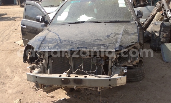 Nunua Ilio tumika Toyota Avensis Nyeusi Gari ndani ya Dar es Salaam nchini Dar es Salaam Nunua Ilio tumika Toyota Avensis Nyeusi Gari ndani ya Dar es Salaam nchini Dar es Salaam