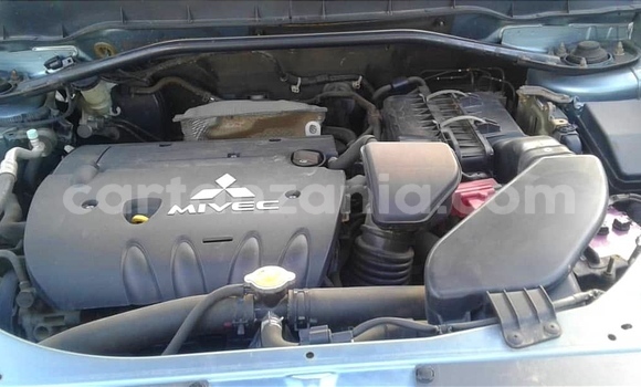 Nunua Ilio tumika Mitsubishi Outlander Bluu Gari ndani ya Dar es Salaam nchini Dar es Salaam Nunua Ilio tumika Mitsubishi Outlander Bluu Gari ndani ya Dar es Salaam nchini Dar es Salaam