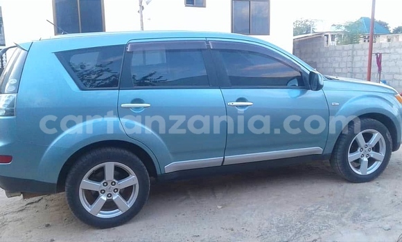 Nunua Ilio tumika Mitsubishi Outlander Bluu Gari ndani ya Dar es Salaam nchini Dar es Salaam Nunua Ilio tumika Mitsubishi Outlander Bluu Gari ndani ya Dar es Salaam nchini Dar es Salaam