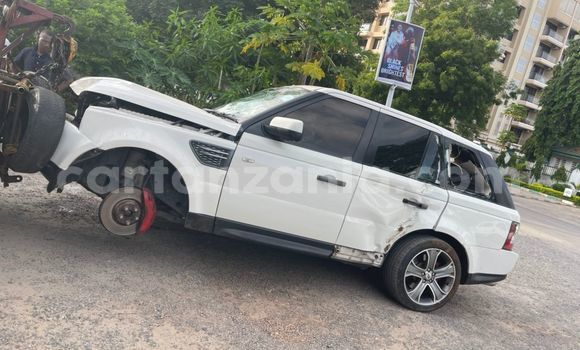 Nunua Ilio tumika Land Rover Range Rover Sport Nyeupe Gari ndani ya Dar es Salaam nchini Dar es Salaam