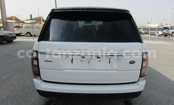 Buy Used Land Rover Range Rover White Car in Arusha in Arusha Buy Used Land Rover Range Rover White Car in Arusha in Arusha