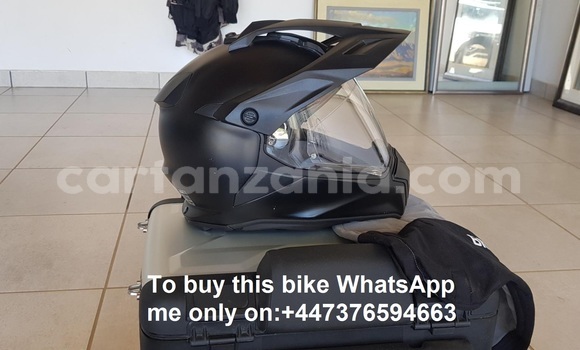 Nunua Ilio tumika BMW R1200GS Adventure Fedha Bike ndani ya Dar es Salaam nchini Dar es Salaam Nunua Ilio tumika BMW R1200GS Adventure Fedha Bike ndani ya Dar es Salaam nchini Dar es Salaam