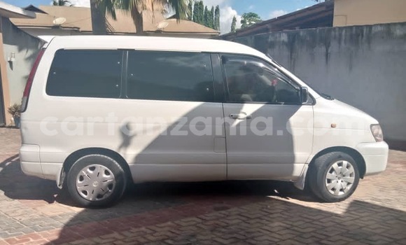 Nunua Ilio tumika Toyota Noah Nyeupe Gari ndani ya Dar es Salaam nchini Dar es Salaam Nunua Ilio tumika Toyota Noah Nyeupe Gari ndani ya Dar es Salaam nchini Dar es Salaam