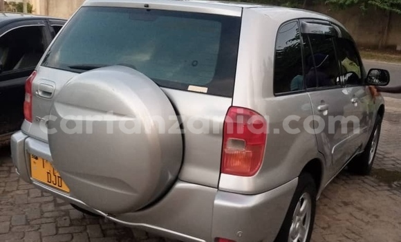 Nunua Ilio tumika Toyota RAV4 Fedha Gari ndani ya Dar es Salaam nchini Dar es Salaam Nunua Ilio tumika Toyota RAV4 Fedha Gari ndani ya Dar es Salaam nchini Dar es Salaam