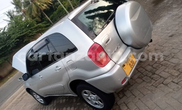 Nunua Ilio tumika Toyota RAV4 Fedha Gari ndani ya Dar es Salaam nchini Dar es Salaam Nunua Ilio tumika Toyota RAV4 Fedha Gari ndani ya Dar es Salaam nchini Dar es Salaam