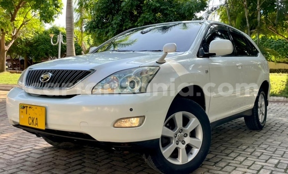 Nunua Ilio tumika Toyota Harrier Nyeupe Gari ndani ya Dar es Salaam nchini Dar es Salaam Nunua Ilio tumika Toyota Harrier Nyeupe Gari ndani ya Dar es Salaam nchini Dar es Salaam