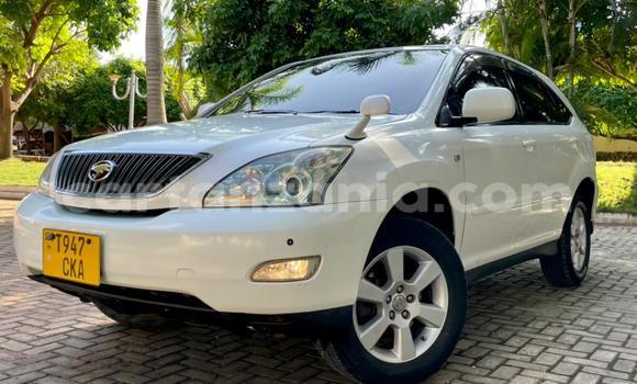 Buy Used Toyota Harrier White Car in Dar es Salaam in Dar es Salaam Buy Used Toyota Harrier White Car in Dar es Salaam in Dar es Salaam
