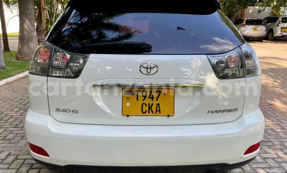 Buy Used Toyota Harrier White Car in Dar es Salaam in Dar es Salaam Buy Used Toyota Harrier White Car in Dar es Salaam in Dar es Salaam