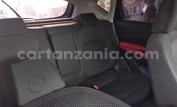Buy Used Nissan Dualis Black Car in Dar es Salaam in Dar es Salaam