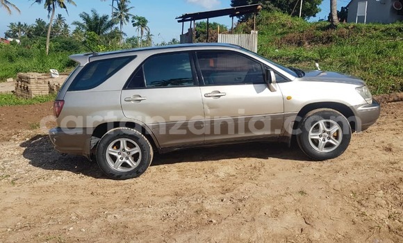 Nunua Ilio tumika Toyota Harrier Fedha Gari ndani ya Dar es Salaam nchini Dar es Salaam Nunua Ilio tumika Toyota Harrier Fedha Gari ndani ya Dar es Salaam nchini Dar es Salaam