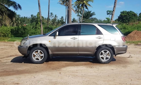 Nunua Ilio tumika Toyota Harrier Fedha Gari ndani ya Dar es Salaam nchini Dar es Salaam Nunua Ilio tumika Toyota Harrier Fedha Gari ndani ya Dar es Salaam nchini Dar es Salaam