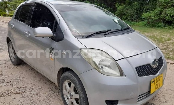 Buy Used Toyota Vitz Silver Car in Dar es Salaam in Dar es Salaam