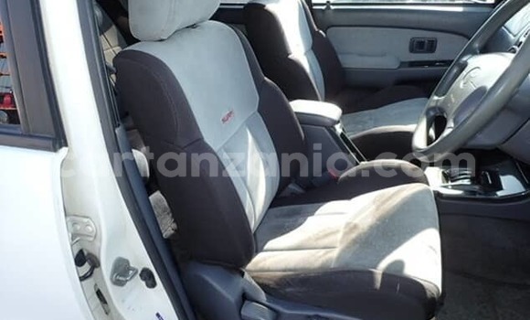 Buy Import Toyota Hilux Surf White Car in Dar es Salaam in Dar es Salaam Buy Import Toyota Hilux Surf White Car in Dar es Salaam in Dar es Salaam