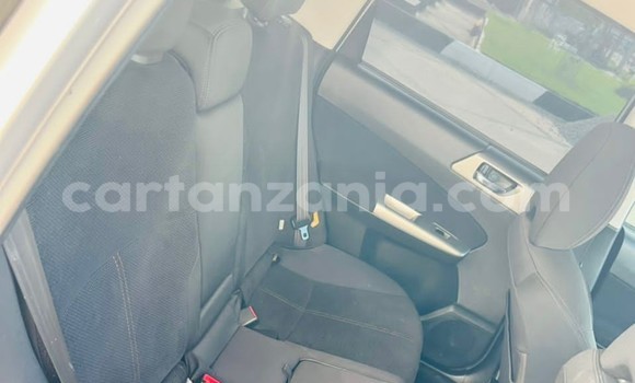 Nunua Ilio tumika Subaru Forester Fedha Gari ndani ya Dar es Salaam nchini Dar es Salaam Nunua Ilio tumika Subaru Forester Fedha Gari ndani ya Dar es Salaam nchini Dar es Salaam