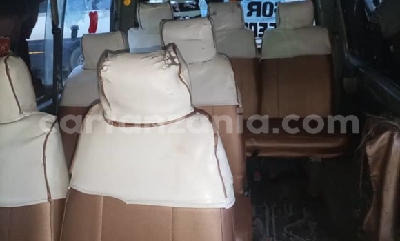 Nunua Ilio tumika Nissan Caravan Fedha Gari ndani ya Dar es Salaam nchini Dar es Salaam Nunua Ilio tumika Nissan Caravan Fedha Gari ndani ya Dar es Salaam nchini Dar es Salaam