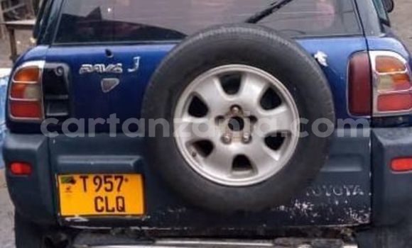 Nunua Ilio tumika Toyota RAV4 Bluu Gari ndani ya Dar es Salaam nchini Dar es Salaam Nunua Ilio tumika Toyota RAV4 Bluu Gari ndani ya Dar es Salaam nchini Dar es Salaam
