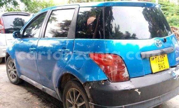 Buy Used Toyota IST Blue Car in Dar es Salaam in Dar es Salaam Buy Used Toyota IST Blue Car in Dar es Salaam in Dar es Salaam