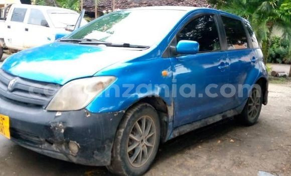 Buy Used Toyota IST Blue Car in Dar es Salaam in Dar es Salaam Buy Used Toyota IST Blue Car in Dar es Salaam in Dar es Salaam