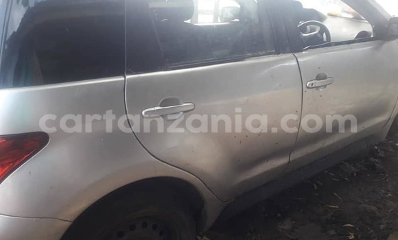 Buy Used Toyota IST Silver Car in Dar es Salaam in Dar es Salaam Buy Used Toyota IST Silver Car in Dar es Salaam in Dar es Salaam