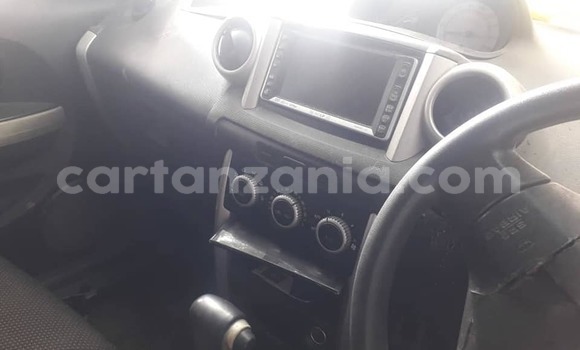 Buy Used Toyota IST Silver Car in Dar es Salaam in Dar es Salaam Buy Used Toyota IST Silver Car in Dar es Salaam in Dar es Salaam