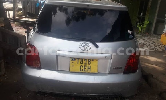 Buy Used Toyota IST Silver Car in Dar es Salaam in Dar es Salaam Buy Used Toyota IST Silver Car in Dar es Salaam in Dar es Salaam