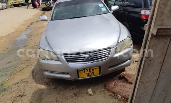 Buy Used Toyota Matrix Silver Car in Dar es Salaam in Dar es Salaam Buy Used Toyota Matrix Silver Car in Dar es Salaam in Dar es Salaam