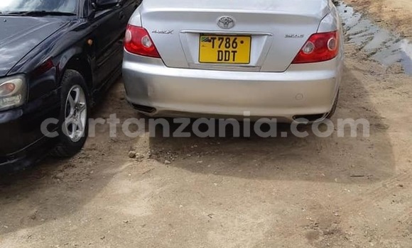 Buy Used Toyota Matrix Silver Car in Dar es Salaam in Dar es Salaam Buy Used Toyota Matrix Silver Car in Dar es Salaam in Dar es Salaam