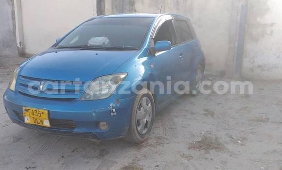 Buy Used Toyota IST Blue Car in Dar es Salaam in Dar es Salaam