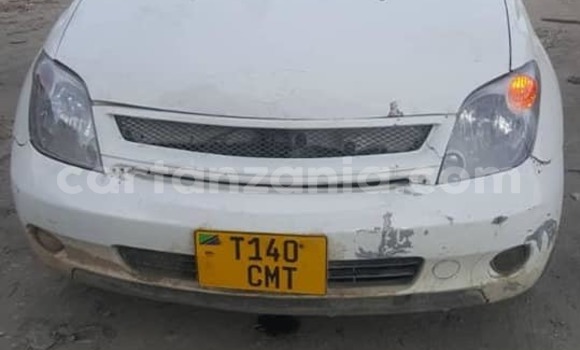 Buy Used Toyota IST White Car in Dar es Salaam in Dar es Salaam Buy Used Toyota IST White Car in Dar es Salaam in Dar es Salaam