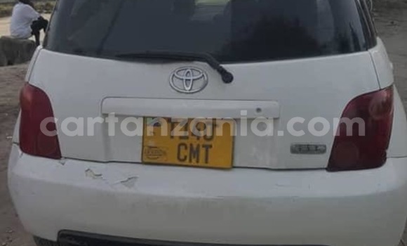 Buy Used Toyota IST White Car in Dar es Salaam in Dar es Salaam Buy Used Toyota IST White Car in Dar es Salaam in Dar es Salaam