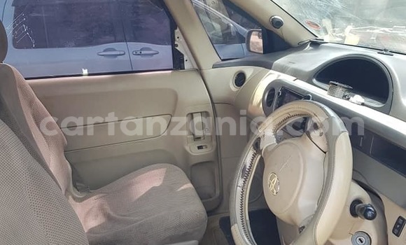 Buy Used Toyota Porte White Car in Dar es Salaam in Dar es Salaam Buy Used Toyota Porte White Car in Dar es Salaam in Dar es Salaam