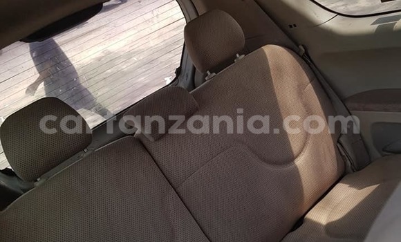 Buy Used Toyota Porte White Car in Dar es Salaam in Dar es Salaam Buy Used Toyota Porte White Car in Dar es Salaam in Dar es Salaam