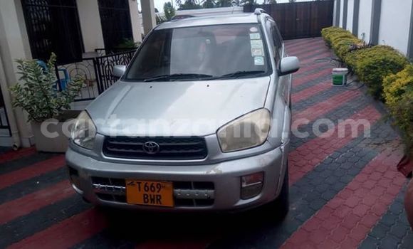 Buy Import Toyota RAV4 Silver Car in Dar es Salaam in Dar es Salaam Buy Import Toyota RAV4 Silver Car in Dar es Salaam in Dar es Salaam