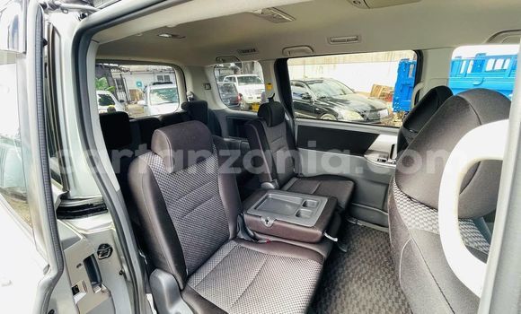 Buy New Toyota Noah Silver Car in Dar es Salaam in Dar es Salaam Buy New Toyota Noah Silver Car in Dar es Salaam in Dar es Salaam