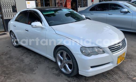 Buy Used Toyota Mark X White Car in Dar es Salaam in Dar es Salaam