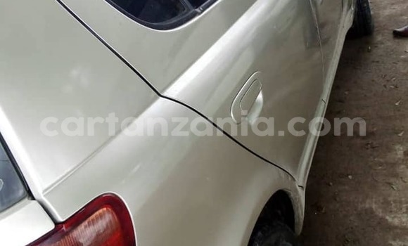 Buy Used Toyota Vitz Silver Car in Dar es Salaam in Dar es Salaam Buy Used Toyota Vitz Silver Car in Dar es Salaam in Dar es Salaam