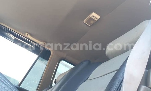 Buy Used Toyota Land Cruiser Green Car in Dar es Salaam in Dar es Salaam Buy Used Toyota Land Cruiser Green Car in Dar es Salaam in Dar es Salaam