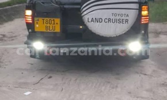 Buy Used Toyota Land Cruiser Green Car in Dar es Salaam in Dar es Salaam Buy Used Toyota Land Cruiser Green Car in Dar es Salaam in Dar es Salaam