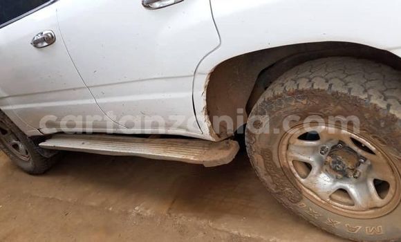 Buy Used Toyota Land Cruiser White Car in Dar es Salaam in Dar es Salaam Buy Used Toyota Land Cruiser White Car in Dar es Salaam in Dar es Salaam