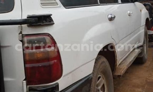 Buy Used Toyota Land Cruiser White Car in Dar es Salaam in Dar es Salaam Buy Used Toyota Land Cruiser White Car in Dar es Salaam in Dar es Salaam