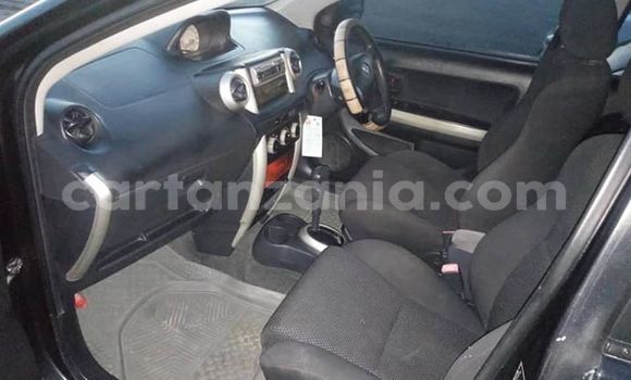 Nunua Imported Toyota IST Nyeusi Gari ndani ya Dar es Salaam nchini Dar es Salaam Nunua Imported Toyota IST Nyeusi Gari ndani ya Dar es Salaam nchini Dar es Salaam