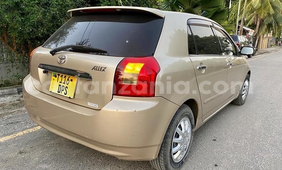 Buy Used Toyota Runx Brown Car in Dar es Salaam in Dar es Salaam Buy Used Toyota Runx Brown Car in Dar es Salaam in Dar es Salaam