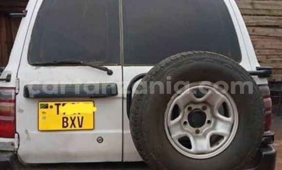 Buy Used Toyota Land Cruiser White Car in Dar es Salaam in Dar es Salaam