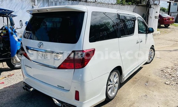 Buy Used Toyota Alphard White Car in Dar es Salaam in Dar es Salaam Buy Used Toyota Alphard White Car in Dar es Salaam in Dar es Salaam