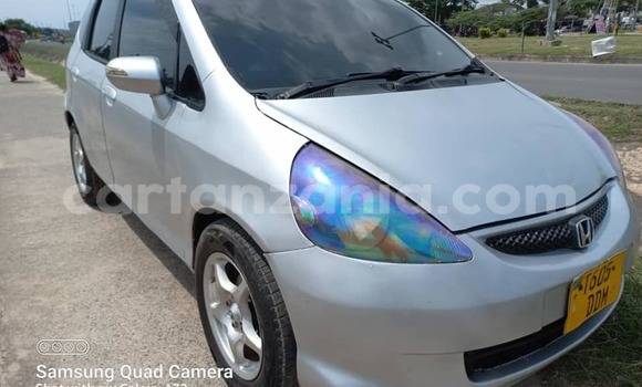 Buy Used Honda FIT Silver Car in Dar es Salaam in Dar es Salaam Buy Used Honda FIT Silver Car in Dar es Salaam in Dar es Salaam