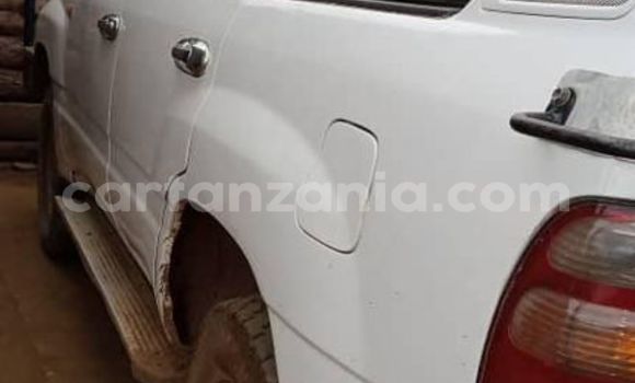 Buy Used Toyota Land Cruiser White Car in Dar es Salaam in Dar es Salaam Buy Used Toyota Land Cruiser White Car in Dar es Salaam in Dar es Salaam