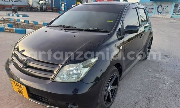 Buy Used Toyota IST Black Car in Dar es Salaam in Dar es Salaam